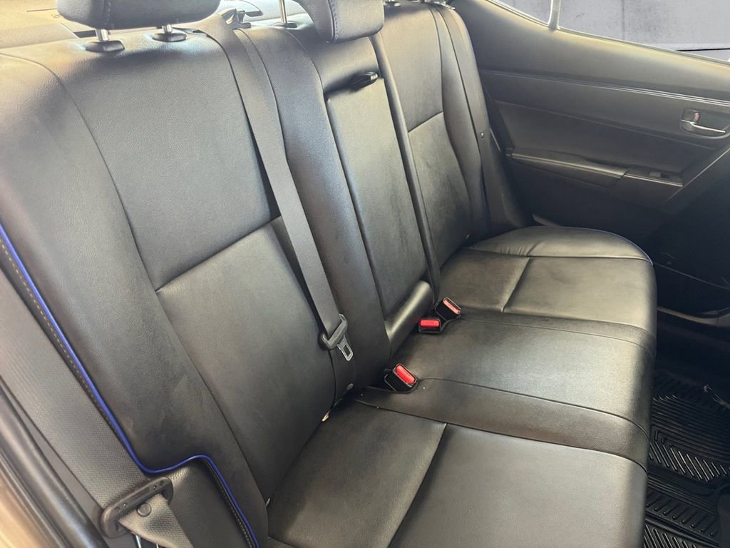 Used 2019 Toyota Corolla L image 16