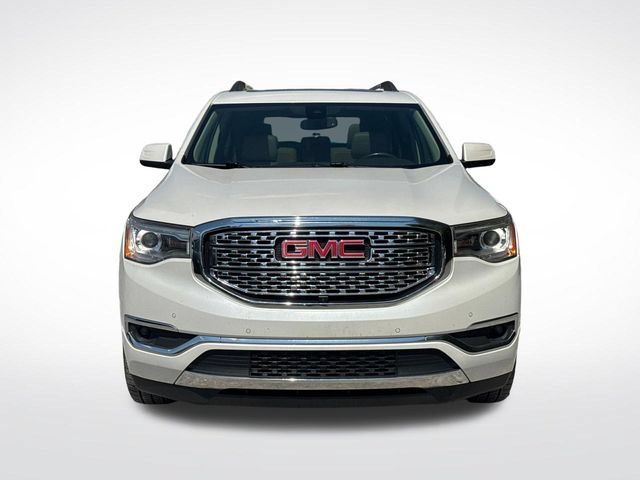 Used 2019 GMC Acadia Denali w/ Technology Package AWD/4WD image 9
