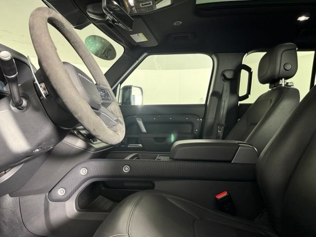 Used 2024 Land Rover Defender 110 Carpathian Edition AWD/4WD image 34