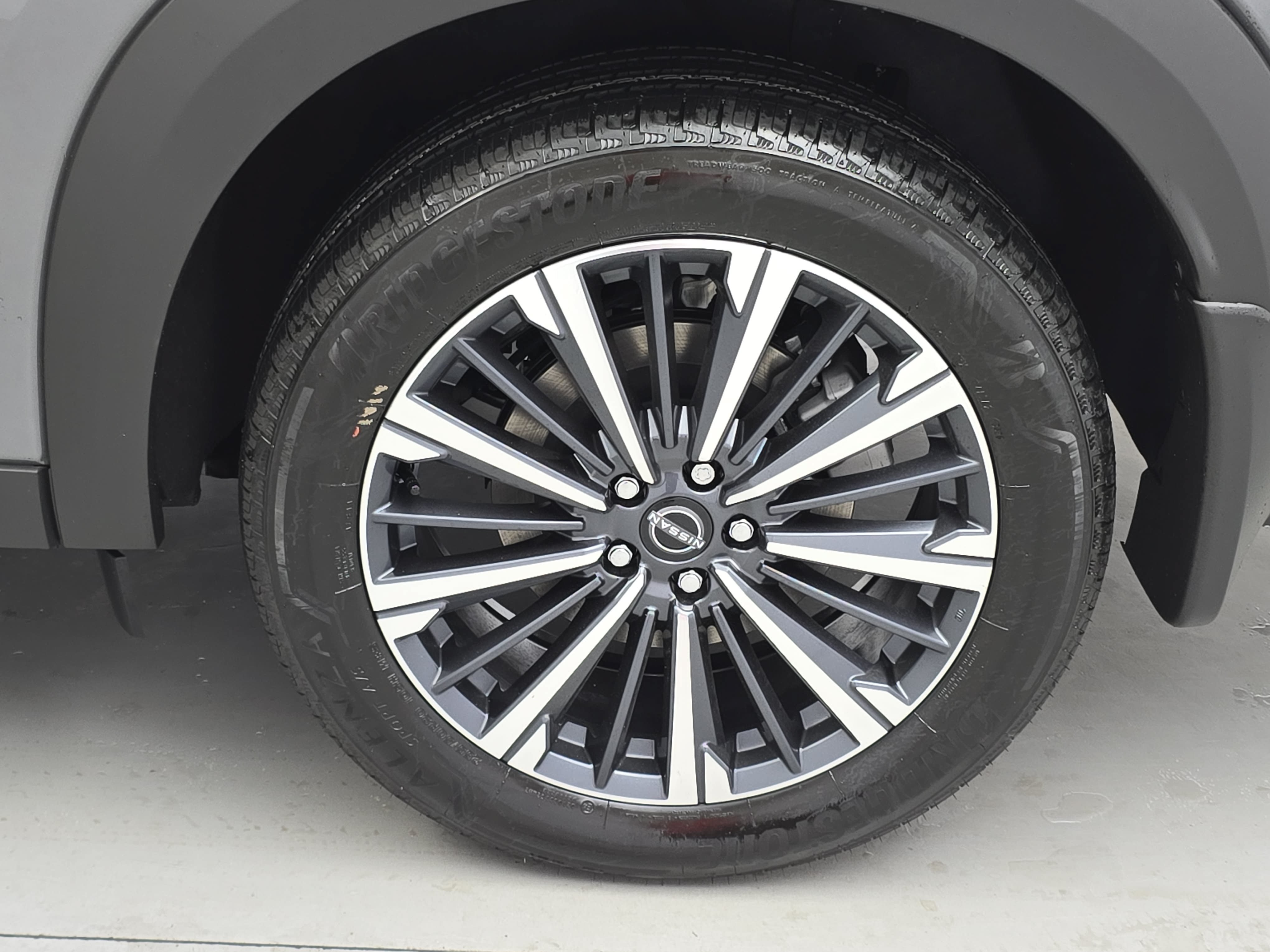 New 2026 Nissan Pathfinder Platinum AWD/4WD image 35