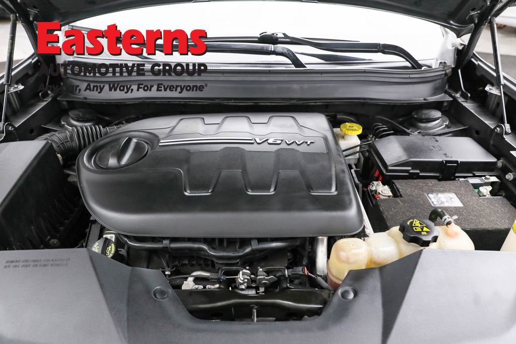 Used 2021 Jeep Cherokee Limited image 7