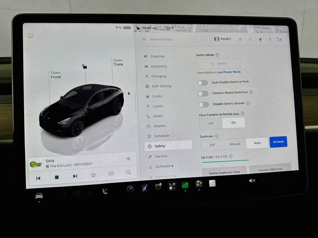 Used 2024 Tesla Model Y Long Range AWD/4WD image 44