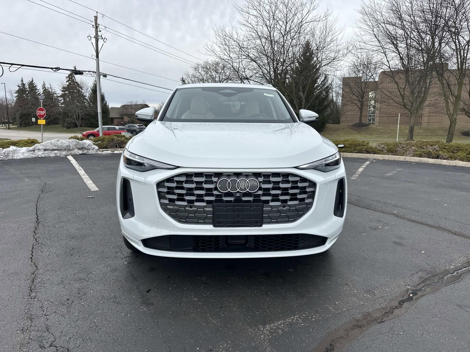 New 2025 Audi Q5 Prestige image 2