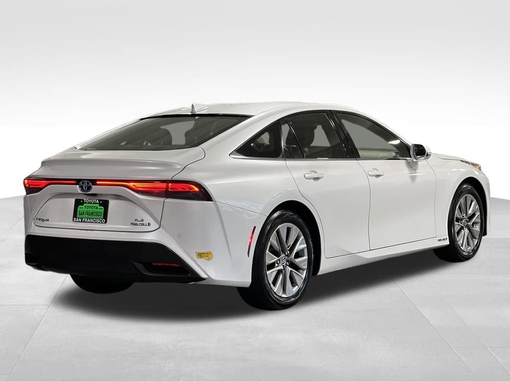 Certified 2022 Toyota Mirai XLE image 5