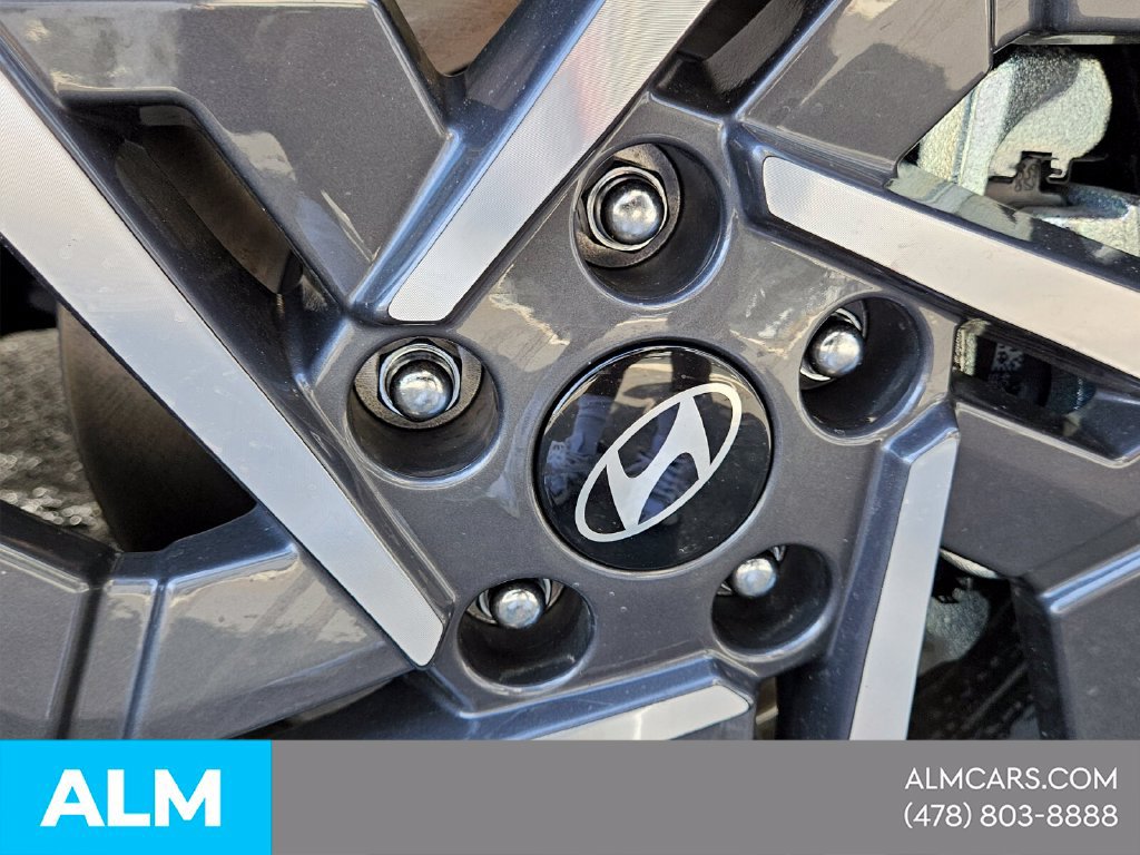 Used 2026 Hyundai Kona SEL Premium FWD image 19