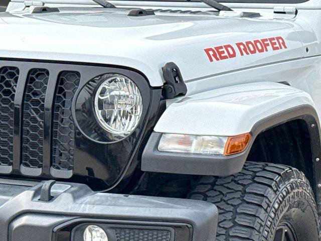 Certified 2021 Jeep Gladiator Willys image 5
