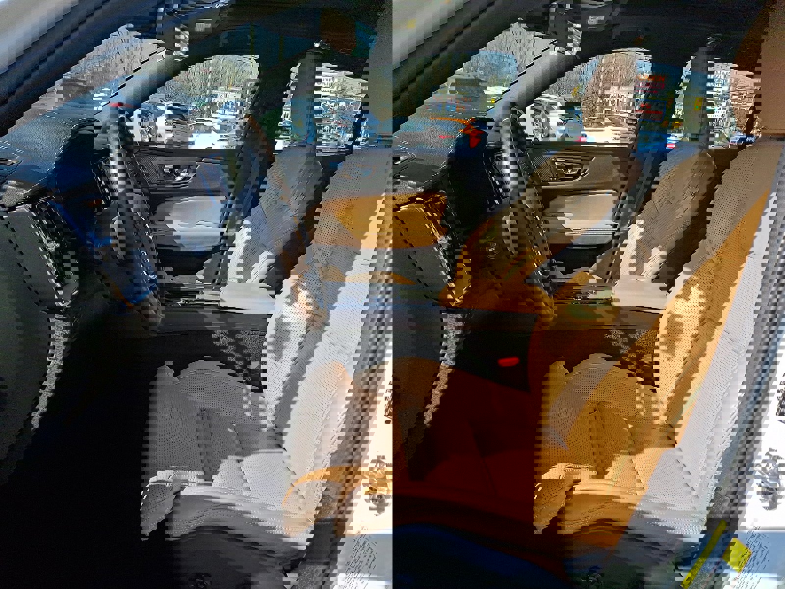 Used 2020 Volvo S60 T6 Inscription image 11