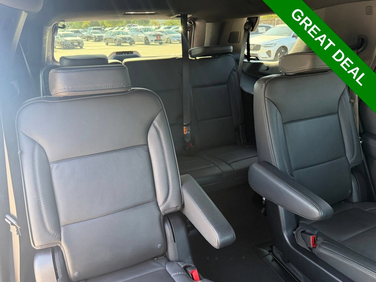 Used 2025 GMC Yukon Denali AWD/4WD image 39
