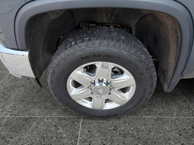 Used 2020 Chevrolet Silverado 2500 LTZ w/ LTZ Premium Package image 14