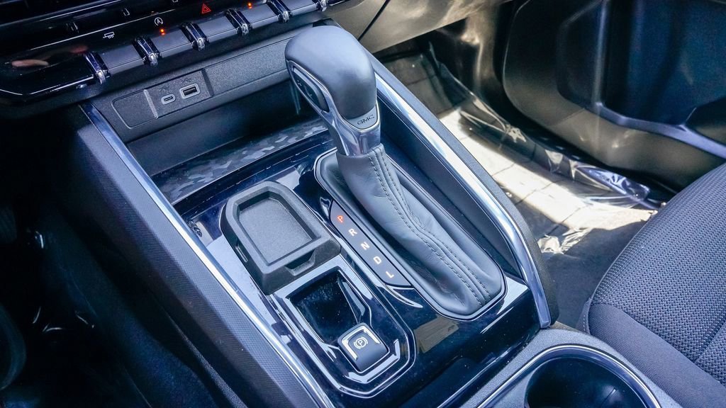 Used 2024 GMC Canyon Elevation w/ Trailering Package image 29