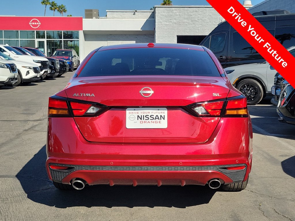 Certified 2024 Nissan Altima 2.5 SL FWD image 32
