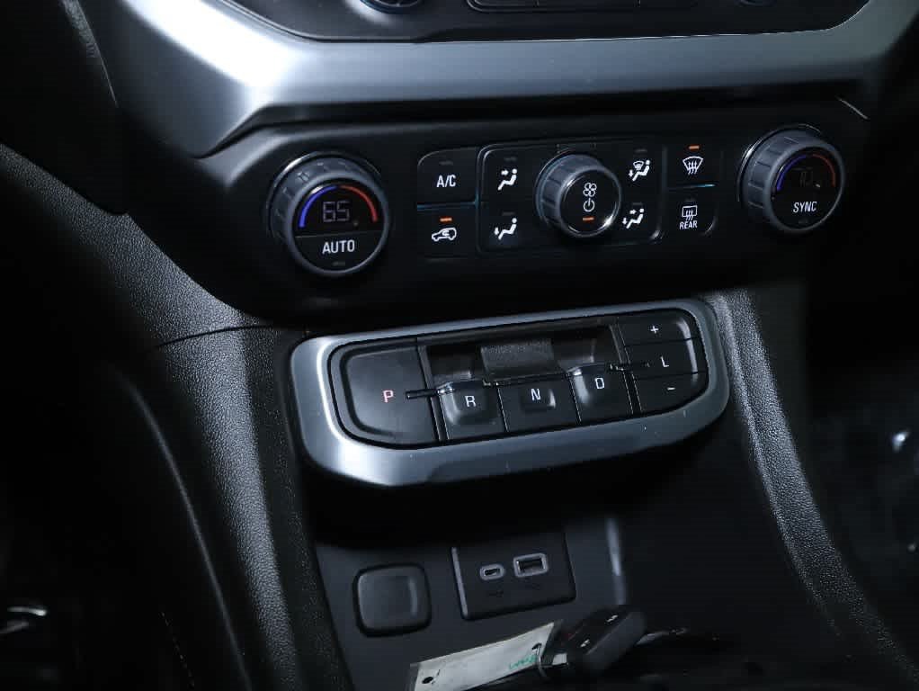 Used 2023 GMC Acadia SLE FWD image 25