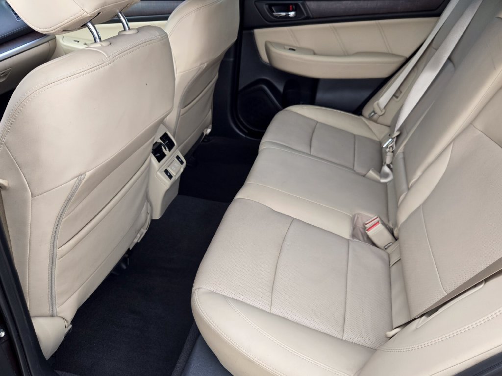 Used 2019 Subaru Outback 2.5i Limited AWD/4WD image 10
