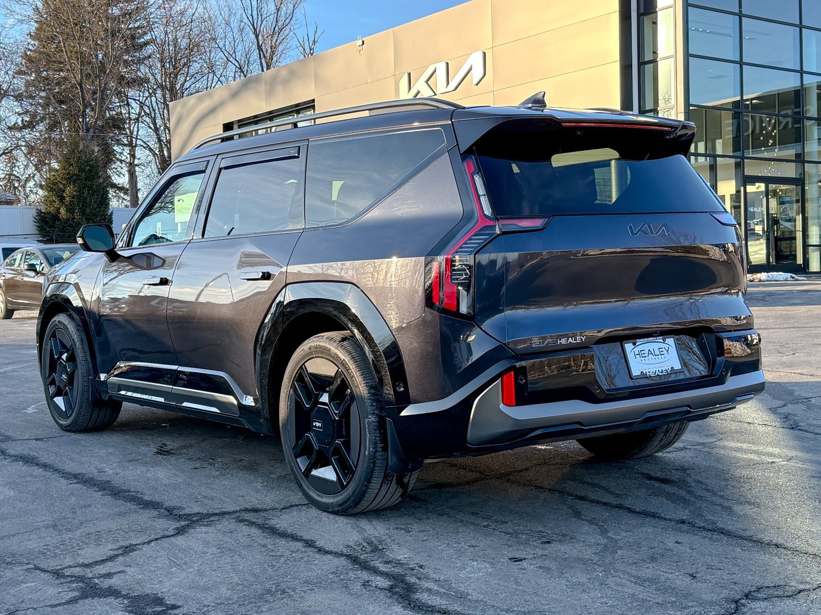 Certified 2025 Kia EV9 GT-Line image 5