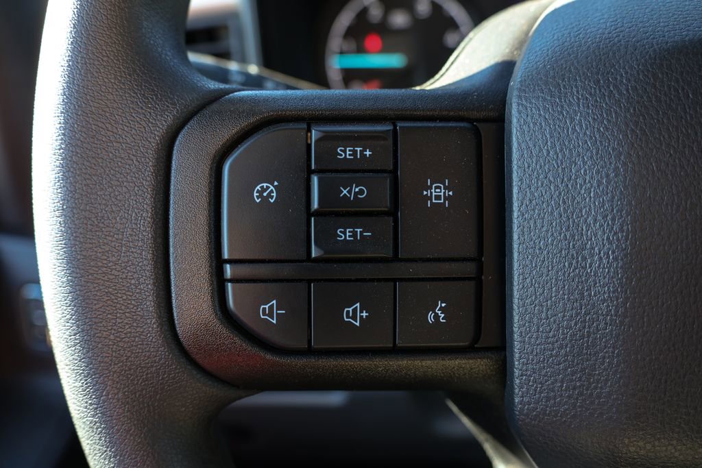 New 2024 Ford F550 4x4 Regular Cab Super Duty image 29