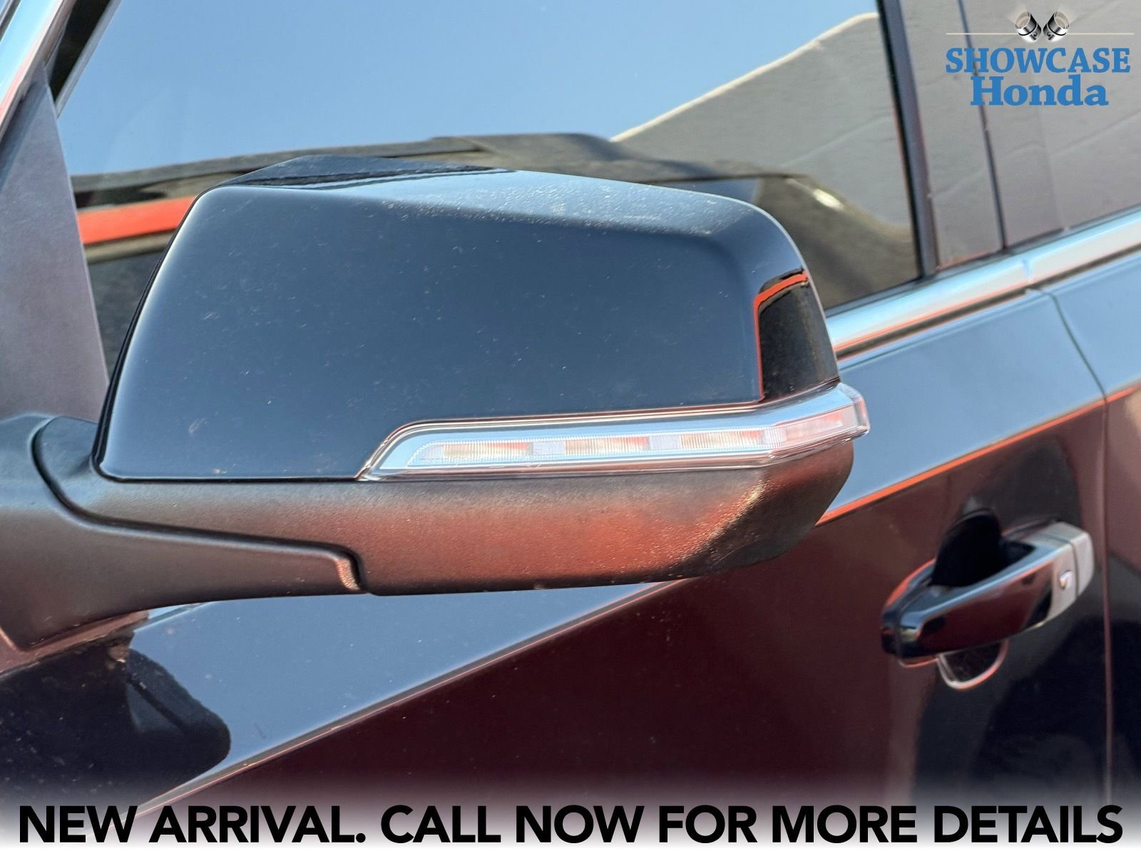 Used 2022 Chevrolet Traverse LT FWD image 9