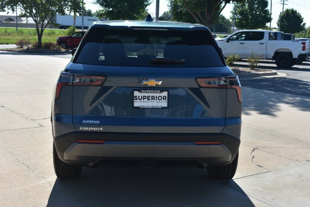 New 2027 Chevrolet Equinox LT FWD image 6
