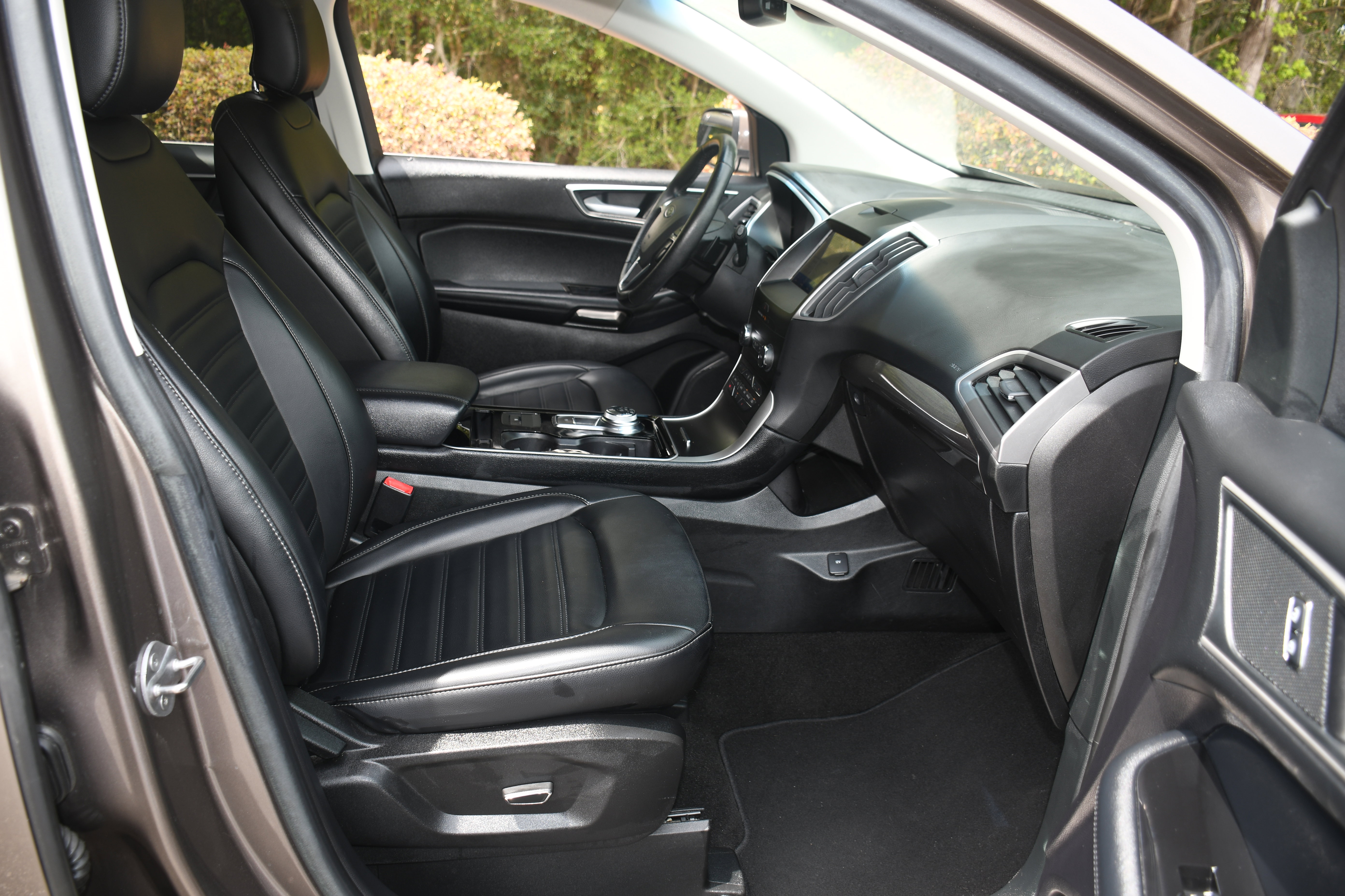 Used 2019 Ford Edge SEL w/ Equipment Group 201A AWD/4WD image 20