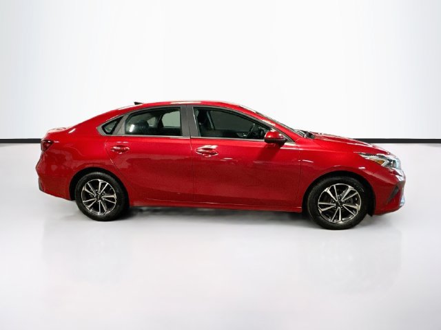Certified 2024 Kia Forte LXS FWD image 8