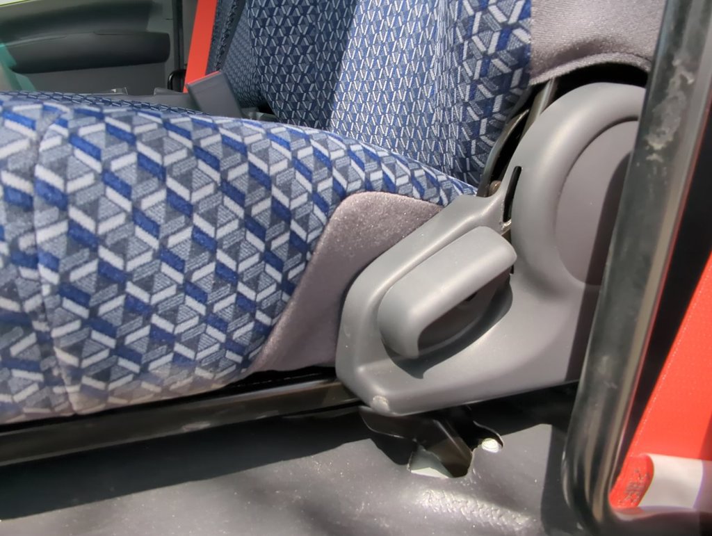 New 2025 Chevrolet Low Cab Forward RWD image 9