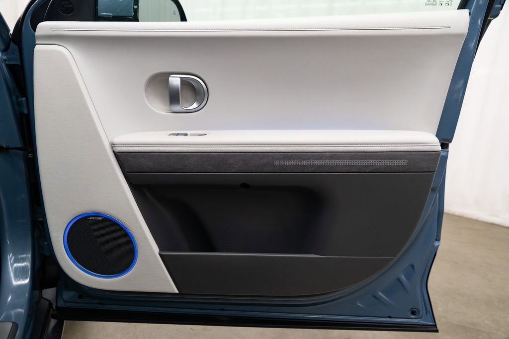 Used 2024 Hyundai Ioniq 5 Limited image 29