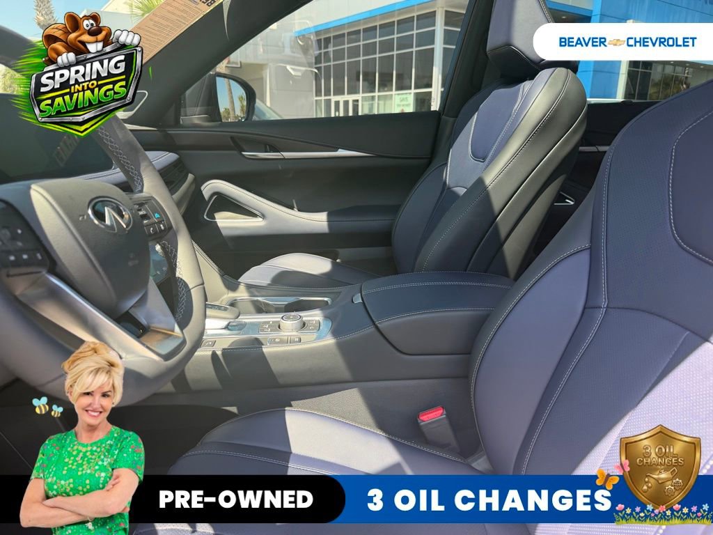 Used 2026 INFINITI QX60 Sport w/ Dark Cargo Package image 8