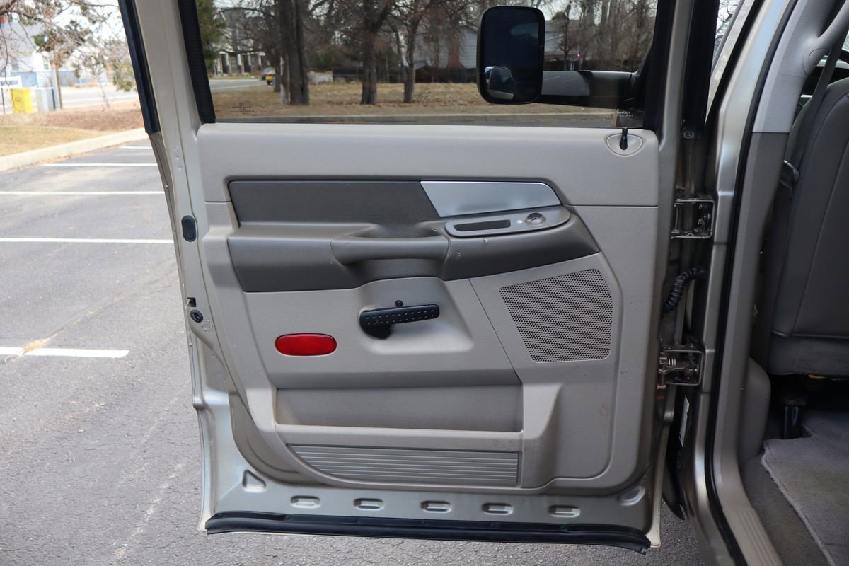 Used 2009 Dodge Ram 2500 Truck SLT image 24