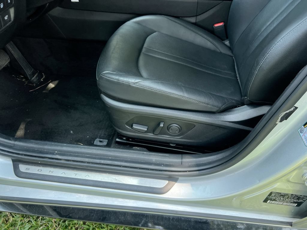Used 2024 Hyundai Sonata Limited FWD image 14