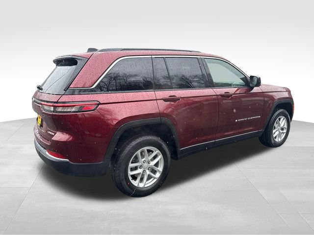 New 2026 Jeep Grand Cherokee Laredo image 7