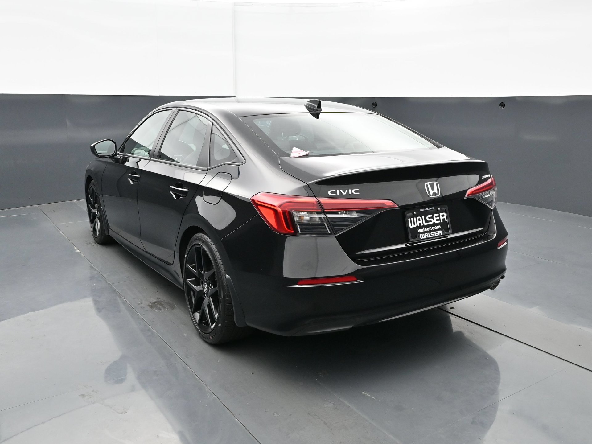 Used 2024 Honda Civic Sport image 5