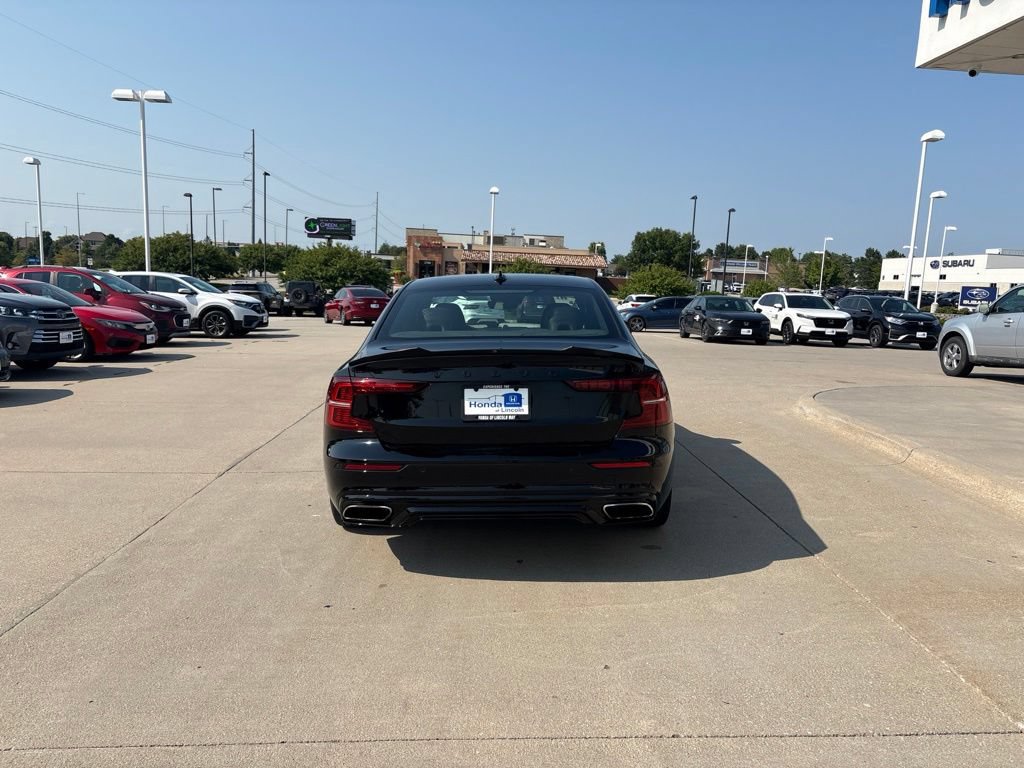 Used 2019 Volvo S60 T6 R-Design AWD/4WD image 6