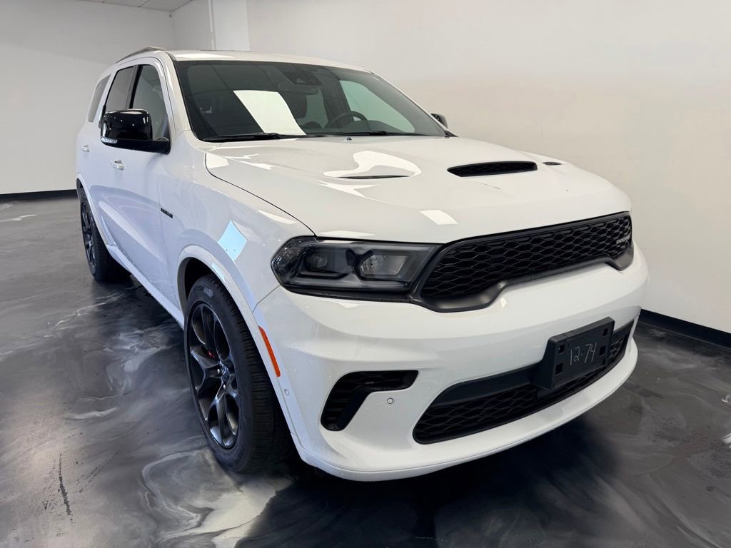 Used 2024 Dodge Durango R/T w/ Tow 'N Go Group AWD/4WD image 28