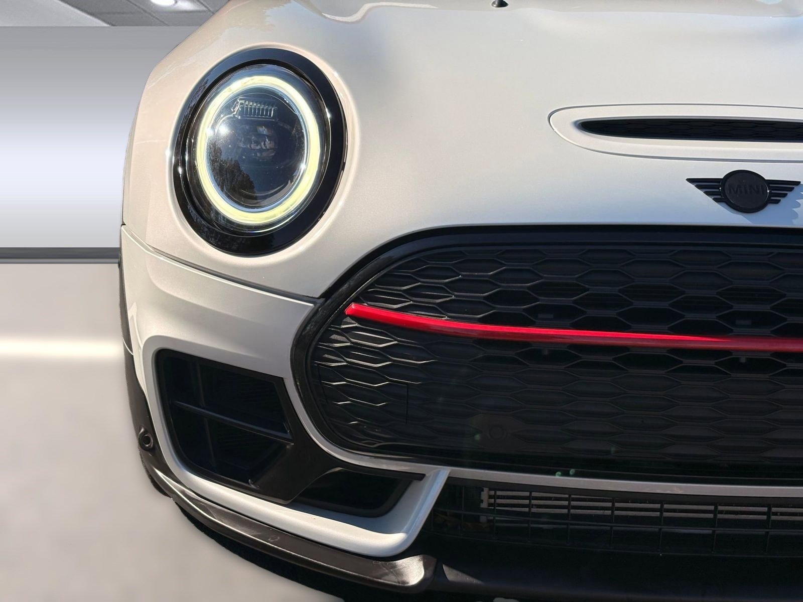 Used 2022 MINI Cooper Clubman John Cooper Works image 11