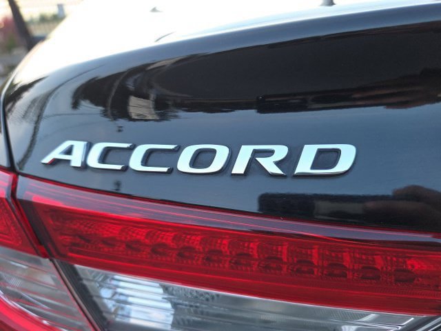 Used 2022 Honda Accord Touring image 32