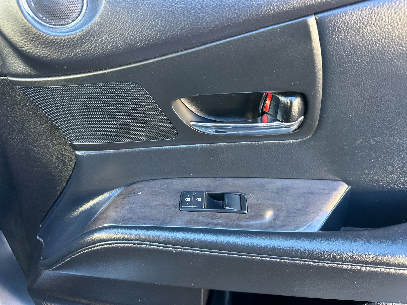 Used 2013 Lexus RX 450h AWD w/ Navigation Pkg image 20