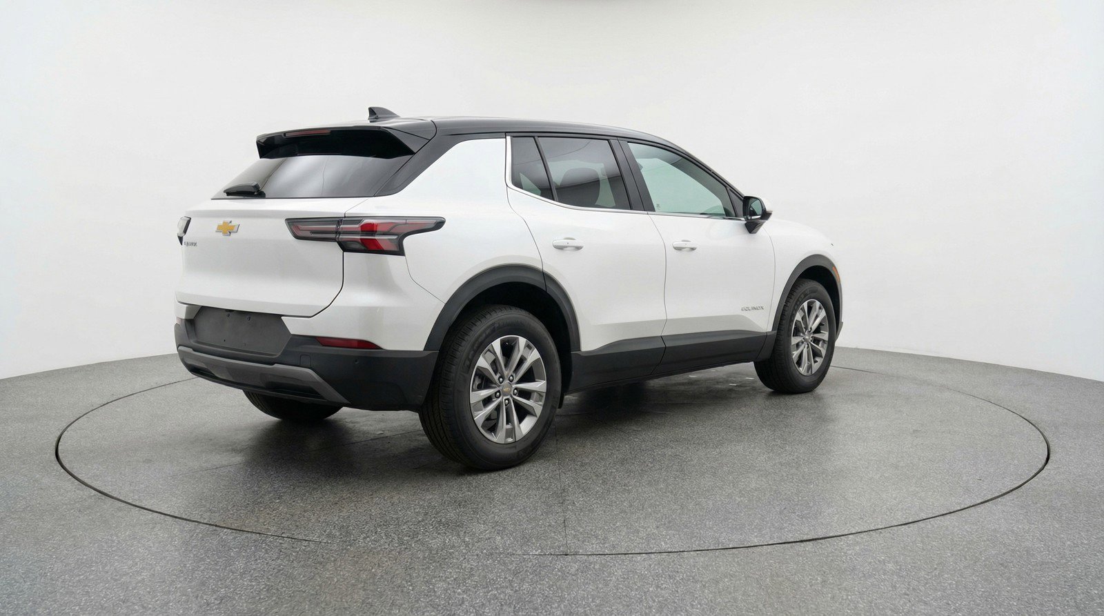 Used 2025 Chevrolet Equinox LT FWD image 9