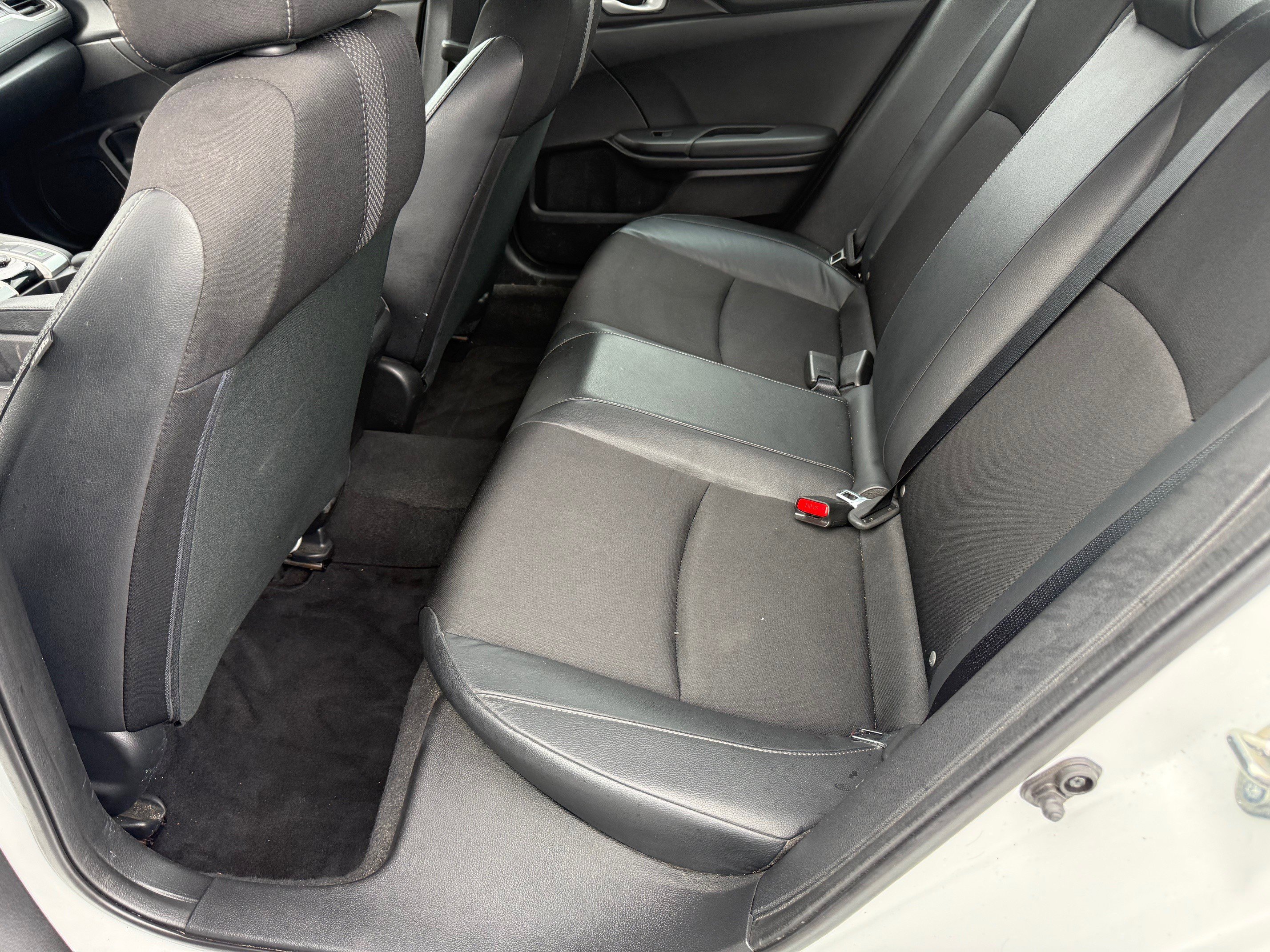 Used 2020 Honda Civic Sport image 10