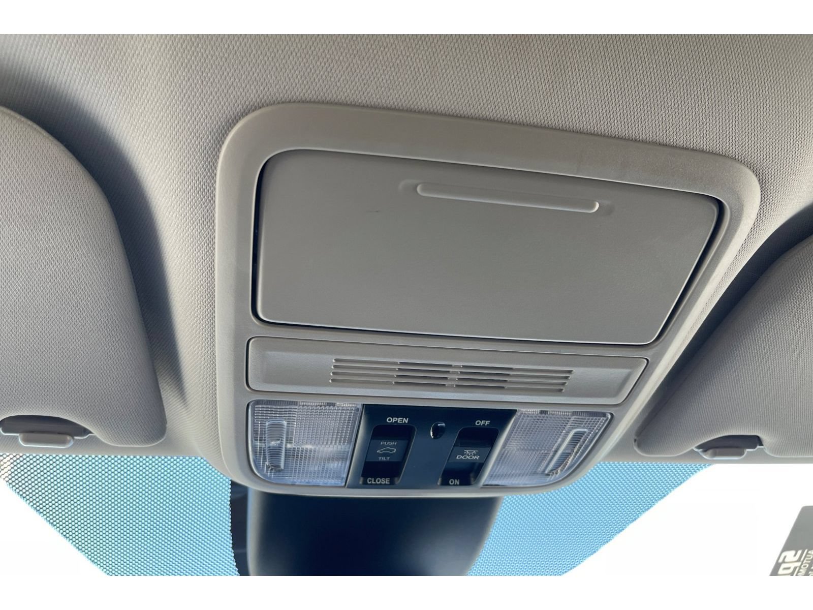 Certified 2026 Honda Odyssey EX-L image 25