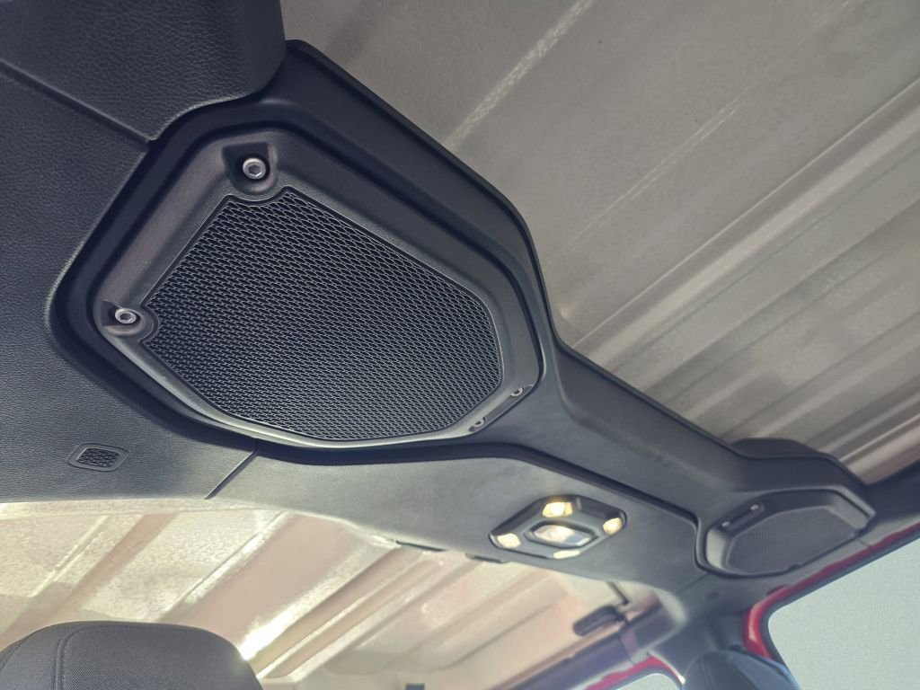 Used 2023 Jeep Wrangler Sport S image 30