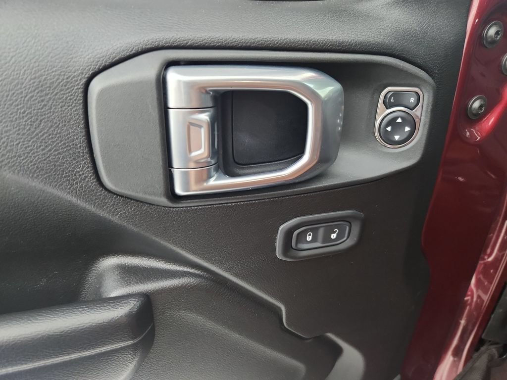 Used 2021 Jeep Wrangler Unlimited Sport AWD/4WD image 24