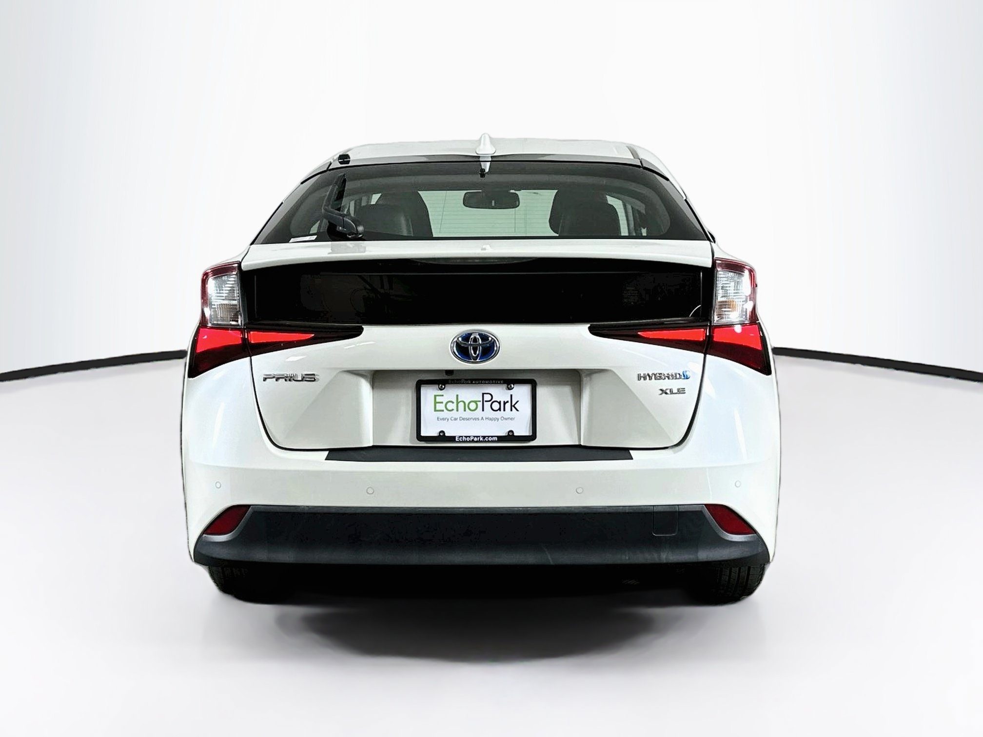 Used 2020 Toyota Prius XLE w/ Premium Convenience Package FWD image 7