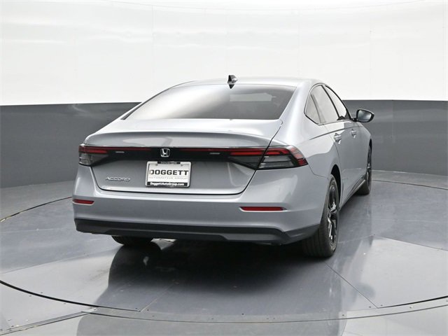 New 2025 Honda Accord SE image 11