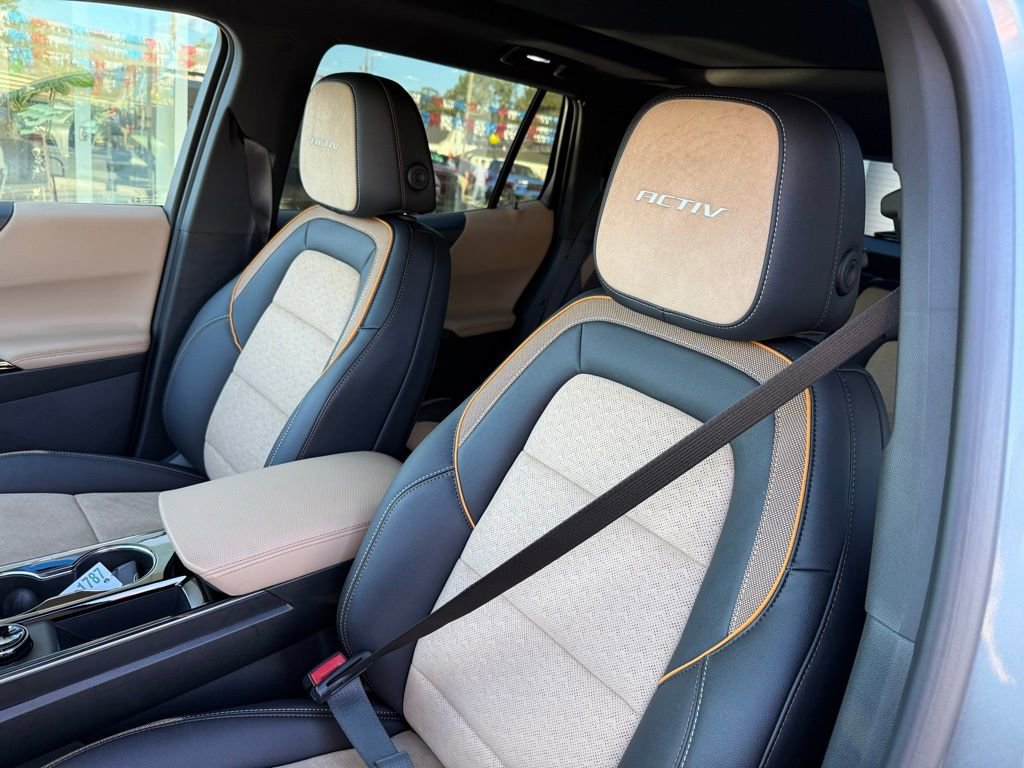 New 2026 Chevrolet Equinox ACTIV w/ Convenience Package III FWD image 12