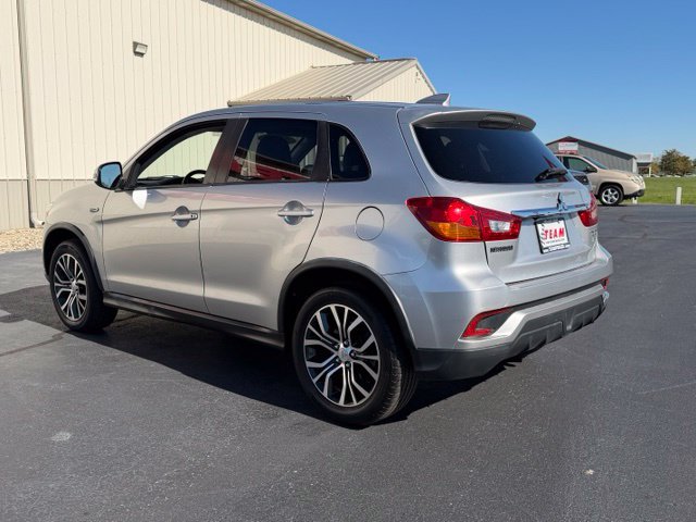 Used 2018 Mitsubishi Outlander Sport SE FWD image 5