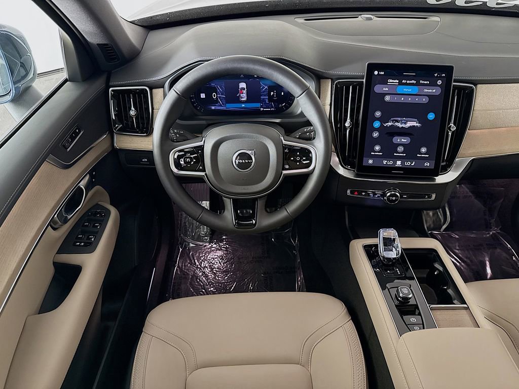 Certified 2026 Volvo XC90 B6 Core image 23