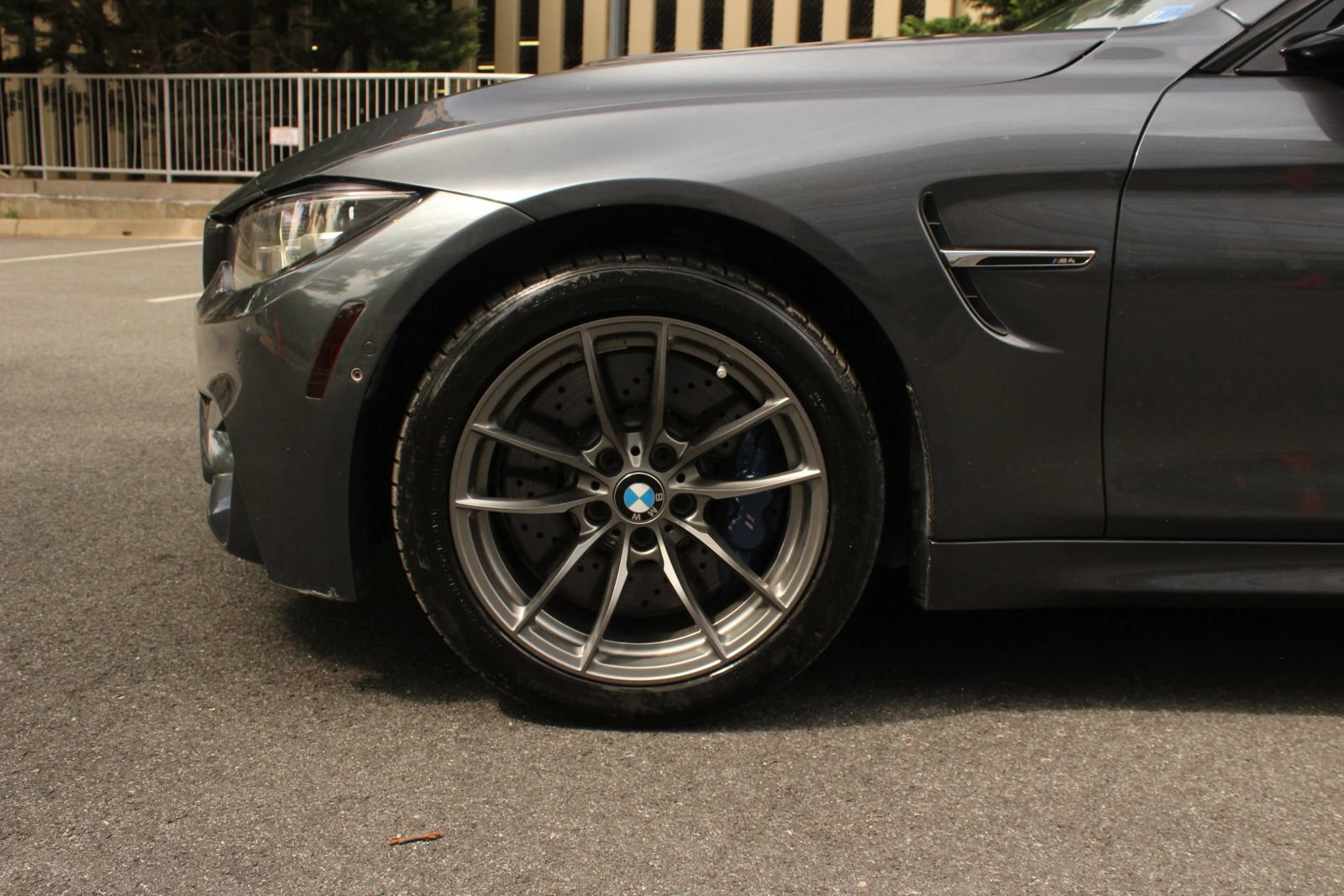 Used 2018 BMW M4 Convertible RWD image 11