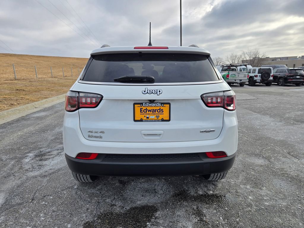 Used 2022 Jeep Compass Latitude w/ Convenience Group image 5