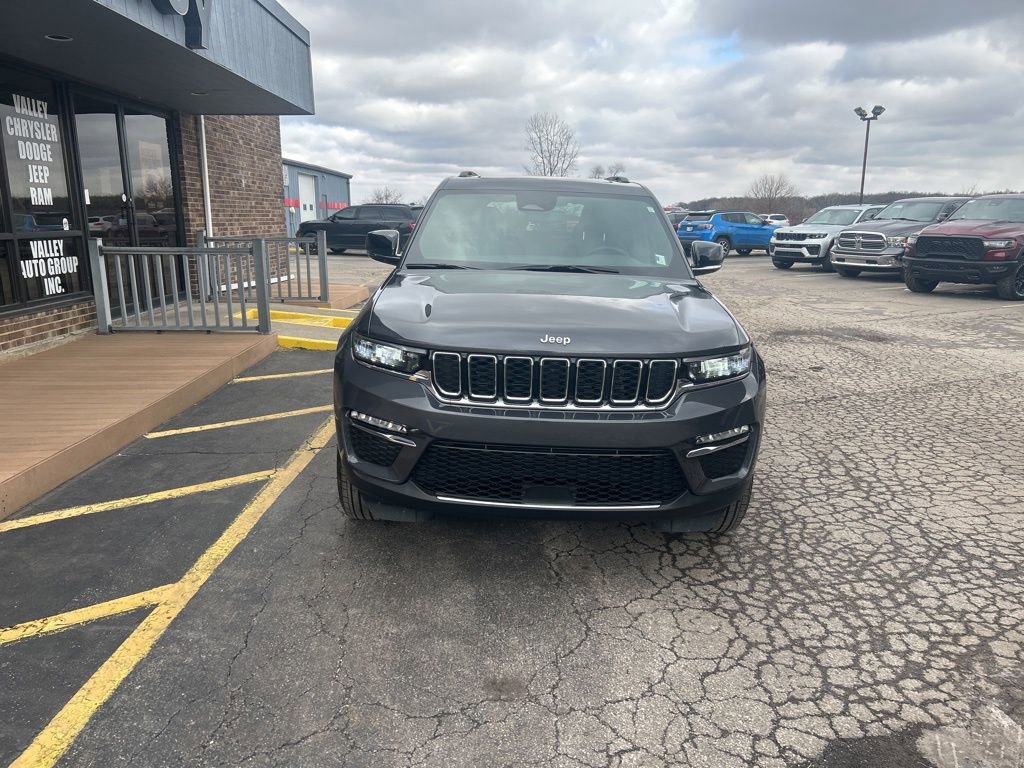 Used 2024 Jeep Grand Cherokee Limited image 6