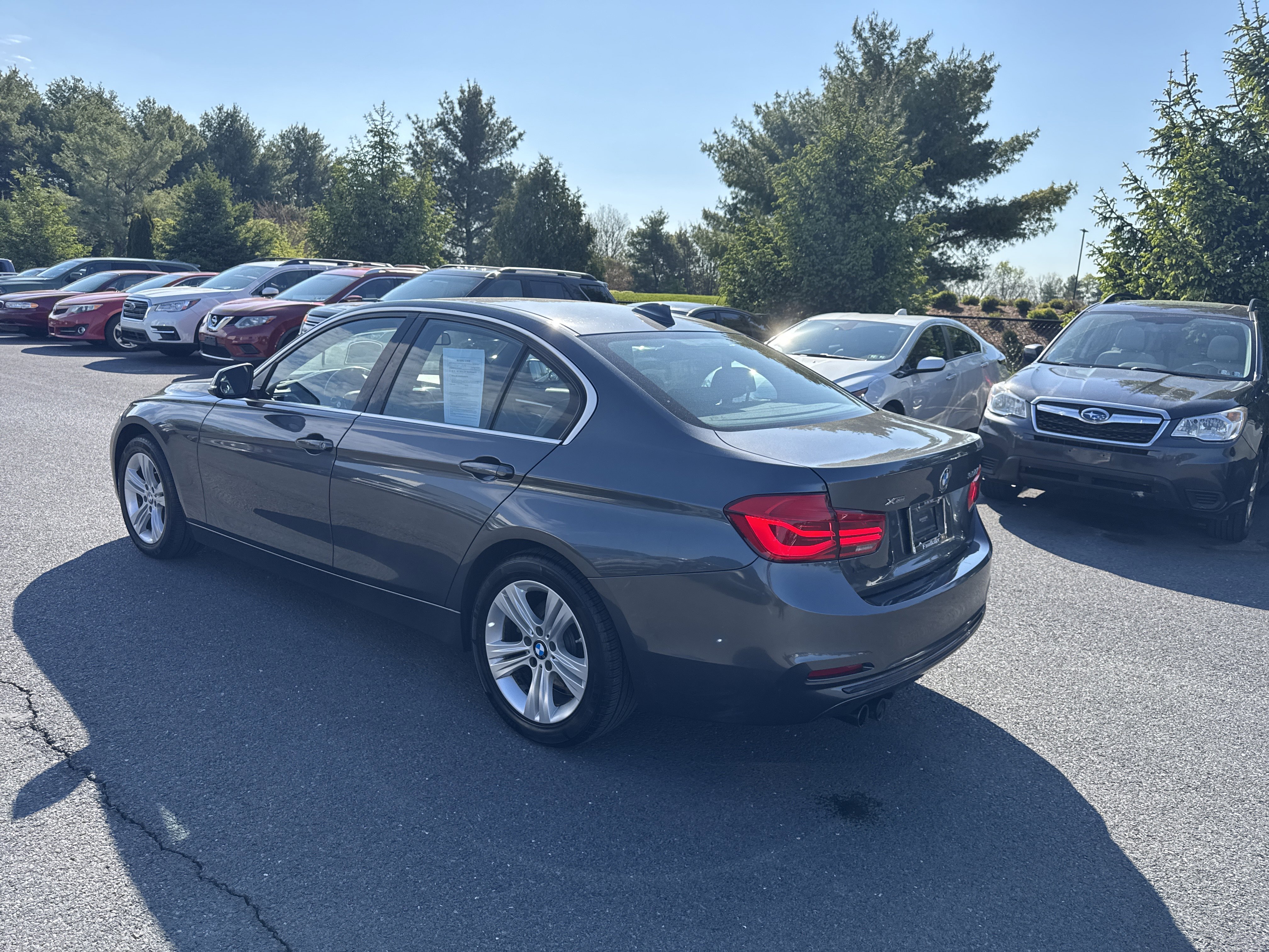 Used 2018 BMW 330i xDrive Sedan w/ Convenience Package AWD/4WD image 27