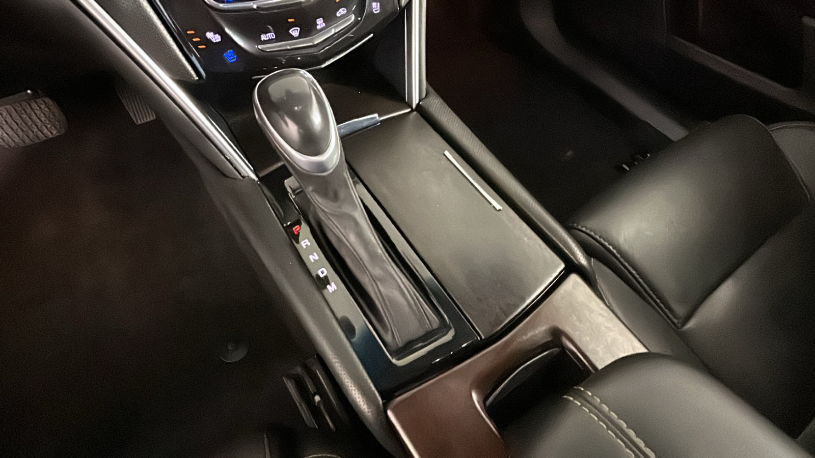 Used 2019 Cadillac XTS Luxury FWD image 25
